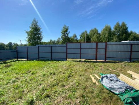 Фото забора из профнастила в Тульской области
