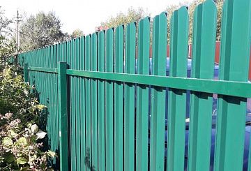 /zabory-iz-metallicheskogo-shtaketnika/dvuhstoronnego/