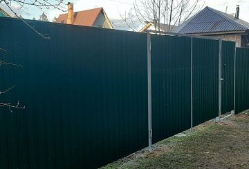 Зеленый забор (RAL 6005)